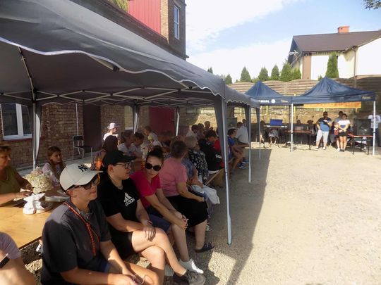 Gm. Izbica. Pożegnanie wakacji w Topoli. Była potańcówka i motocrossy