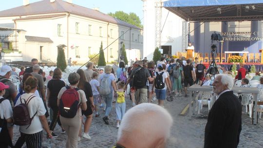 Uroczystości odpustowe w sanktuarium Matki Bożej Chełmskiej "Dziękujemy Ci Matko i Królowo" [GALERIA ZDJĘĆ]