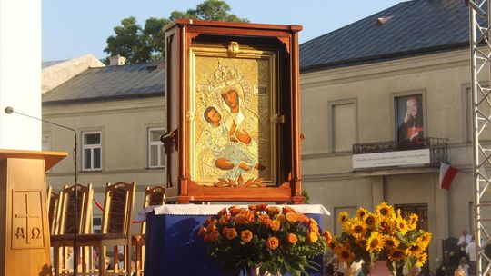 Uroczystości odpustowe w sanktuarium Matki Bożej Chełmskiej "Dziękujemy Ci Matko i Królowo" [GALERIA ZDJĘĆ]