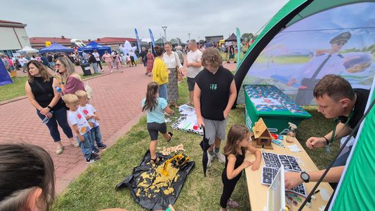 Chełm. Naukowy Piknik Rodzinny w kampusie PANS. To był dzień pełen nauki i zabawy [GALERIA ZDJĘĆ]
