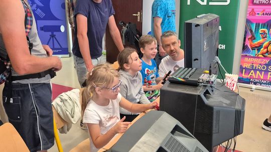 Chełm. Naukowy Piknik Rodzinny w kampusie PANS. To był dzień pełen nauki i zabawy [GALERIA ZDJĘĆ]