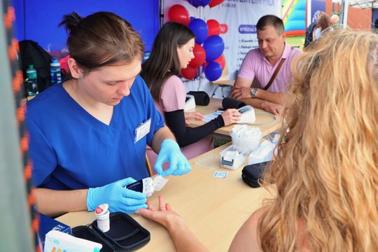 Chełm. Naukowy Piknik Rodzinny w kampusie PANS. To był dzień pełen nauki i zabawy [GALERIA ZDJĘĆ]
