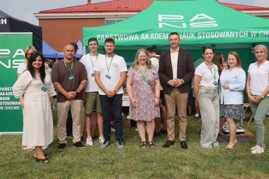 Chełm. Naukowy Piknik Rodzinny w kampusie PANS. To był dzień pełen nauki i zabawy [GALERIA ZDJĘĆ]