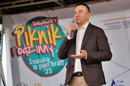 Chełm. Naukowy Piknik Rodzinny w kampusie PANS. To był dzień pełen nauki i zabawy [GALERIA ZDJĘĆ]