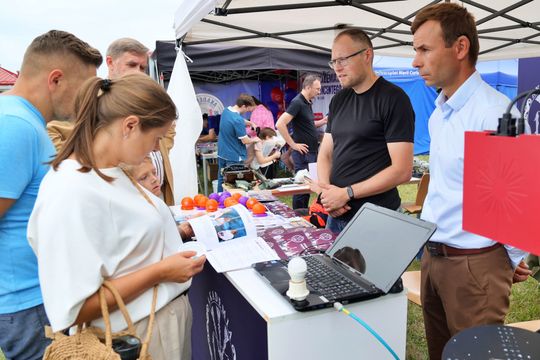 Chełm. Naukowy Piknik Rodzinny w kampusie PANS. To był dzień pełen nauki i zabawy [GALERIA ZDJĘĆ]