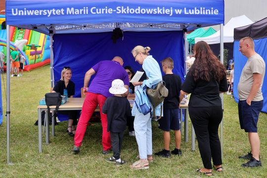 Chełm. Naukowy Piknik Rodzinny w kampusie PANS. To był dzień pełen nauki i zabawy [GALERIA ZDJĘĆ]