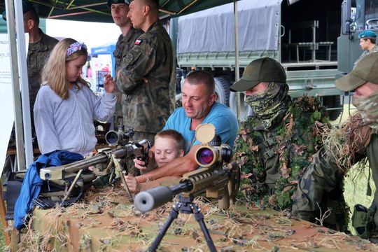 Chełm. Naukowy Piknik Rodzinny w kampusie PANS. To był dzień pełen nauki i zabawy [GALERIA ZDJĘĆ]