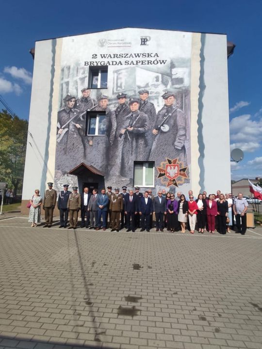 Odsłonięcie muralu poświęconego 2 Warszawskiej Brygadzie Saperów 