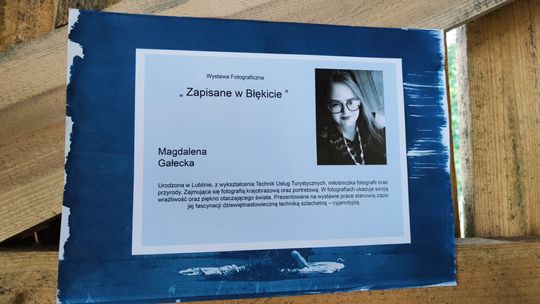 Wystawa fotografii w historycznej technice cyjanotypii - Zapisane w błękicie