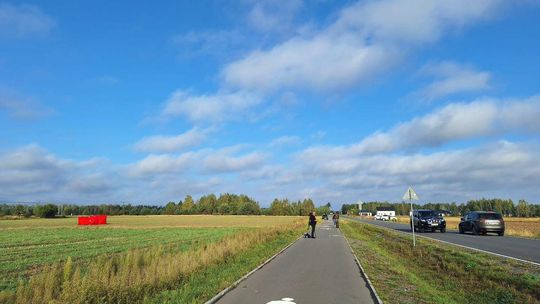 Gdzie spadły drony? W Czosnówce zlokalizowano pierwszy, w Wyrykach szczątki zniszczyły dach