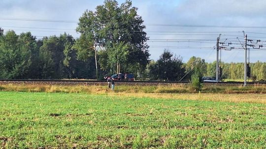 Gdzie spadły drony? W Czosnówce zlokalizowano pierwszy, w Wyrykach szczątki zniszczyły dach
