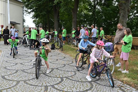 Włodawa. Odsłonięcie muralu „Braci Niezłomnych” i ekopiknik 