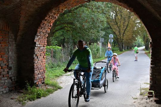 Włodawa. Odsłonięcie muralu „Braci Niezłomnych” i ekopiknik 
