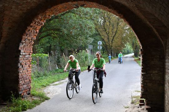 Włodawa. Odsłonięcie muralu „Braci Niezłomnych” i ekopiknik 