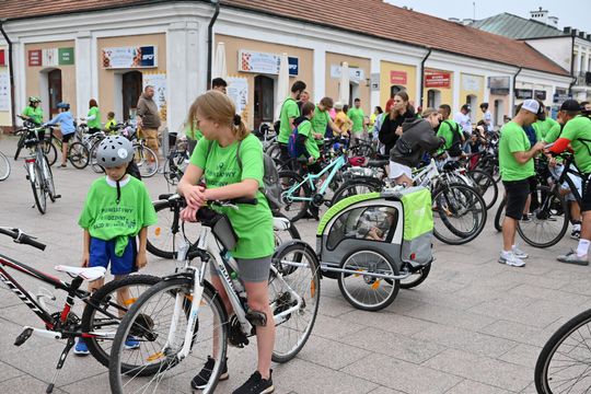 Włodawa. Odsłonięcie muralu „Braci Niezłomnych” i ekopiknik 