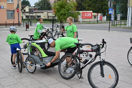 Włodawa. Odsłonięcie muralu „Braci Niezłomnych” i ekopiknik 