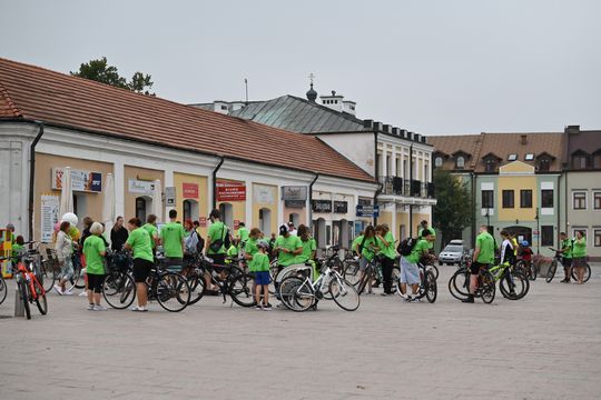 Włodawa. Odsłonięcie muralu „Braci Niezłomnych” i ekopiknik 
