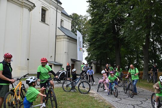 Włodawa. Odsłonięcie muralu „Braci Niezłomnych” i ekopiknik 