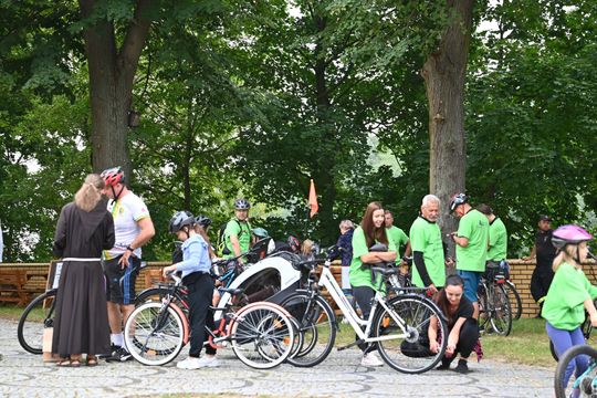 Włodawa. Odsłonięcie muralu „Braci Niezłomnych” i ekopiknik 