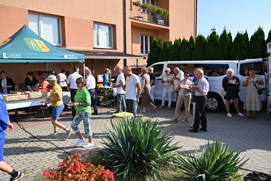 Włodawa. Odsłonięcie muralu „Braci Niezłomnych” i ekopiknik 