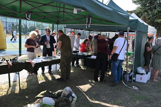 Włodawa. Odsłonięcie muralu „Braci Niezłomnych” i ekopiknik 