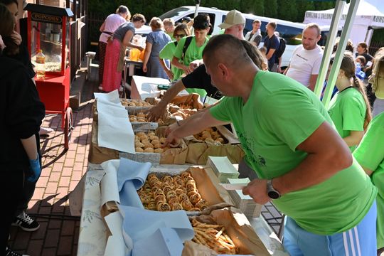 Włodawa. Odsłonięcie muralu „Braci Niezłomnych” i ekopiknik 