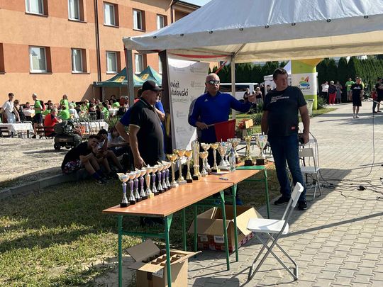 Włodawa. Odsłonięcie muralu „Braci Niezłomnych” i ekopiknik 