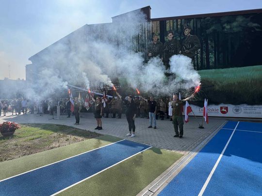 Włodawa. Odsłonięcie muralu „Braci Niezłomnych” i ekopiknik 