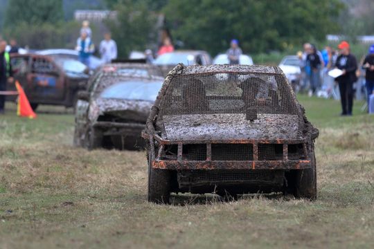 Wrak Race Włodawa. 8. edycja popularnego wyścigu na Błoniach w Orchówku [GALERIA ZDJĘĆ]