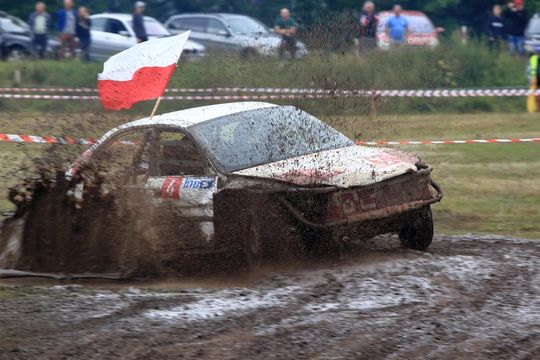 Wrak Race Włodawa. 8. edycja popularnego wyścigu na Błoniach w Orchówku [GALERIA ZDJĘĆ]
