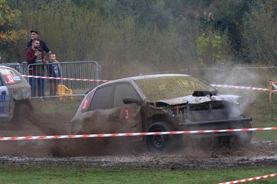 Wrak Race Włodawa. 8. edycja popularnego wyścigu na Błoniach w Orchówku [GALERIA ZDJĘĆ]