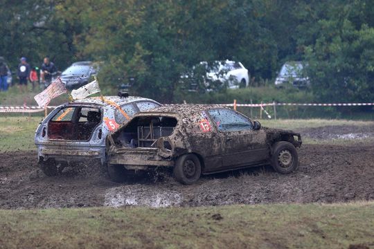 Wrak Race Włodawa. 8. edycja popularnego wyścigu na Błoniach w Orchówku [GALERIA ZDJĘĆ]