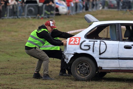 Wrak Race Włodawa. 8. edycja popularnego wyścigu na Błoniach w Orchówku [GALERIA ZDJĘĆ]