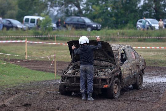 Wrak Race Włodawa. 8. edycja popularnego wyścigu na Błoniach w Orchówku [GALERIA ZDJĘĆ]