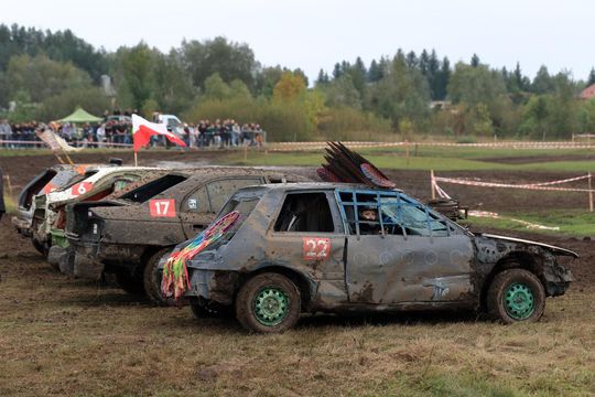 Wrak Race Włodawa. 8. edycja popularnego wyścigu na Błoniach w Orchówku [GALERIA ZDJĘĆ]