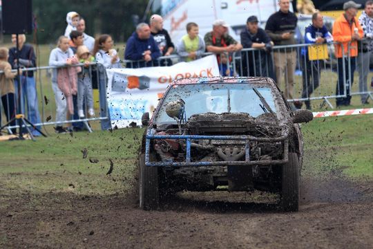 Wrak Race Włodawa. 8. edycja popularnego wyścigu na Błoniach w Orchówku [GALERIA ZDJĘĆ]