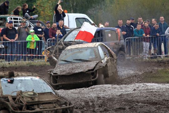 Wrak Race Włodawa. 8. edycja popularnego wyścigu na Błoniach w Orchówku [GALERIA ZDJĘĆ]