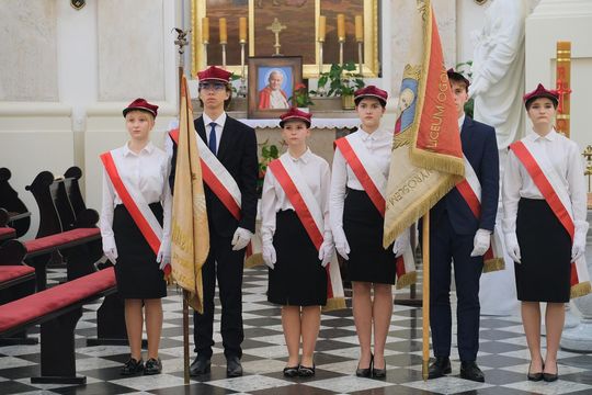 XI Zjazd Czarniecczyków w I LO w Chełmie - uroczysta msza św. cz. I [GALERIA ZDJĘĆ]