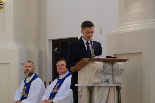 XI Zjazd Czarniecczyków w I LO w Chełmie - uroczysta msza św. cz. I [GALERIA ZDJĘĆ]