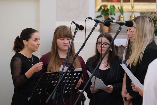 XI Zjazd Czarniecczyków w I LO w Chełmie - uroczysta msza św. cz. II [GALERIA ZDJĘĆ]