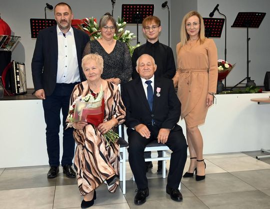 Złote Gody w gminie Rejowiec Fabryczny. Piękny jubileusz wspólnego życia [ZDJĘCIA]