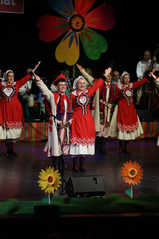 45-lecie działalności Zespołu Pieśni i Tańca Ziemi Chełmskiej - roztańczony jubileusz! [GALERIA ZDJĘĆ] 