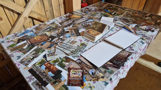 Nadbużańska historia dłutem opowiedziana. Wystawa Rafała Jankowskiego [ZDJĘCIA]