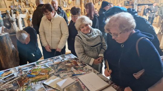 Nadbużańska historia dłutem opowiedziana. Wystawa Rafała Jankowskiego [ZDJĘCIA]