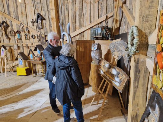Nadbużańska historia dłutem opowiedziana. Wystawa Rafała Jankowskiego [ZDJĘCIA]