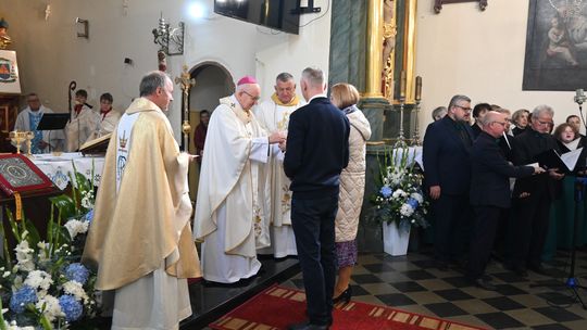 400-lecie parafii w Gorzkowie. Uroczystej sumie przewodniczył abp Stanisław Budzik [GALERIA ZDJĘĆ]