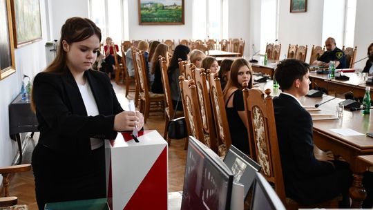 Młodzieżowa Rada Miasta Krasnystaw rozpoczyna kolejny rok pracy [GALERIA ZDJĘĆ]