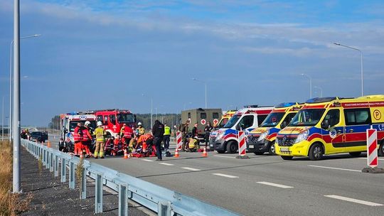 Ratowali poszkodowanych jadących autokarem. Zobaczcie symulację wypadku masowego [ZDJĘCIA]
