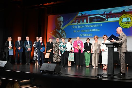 Jubileusz 30-lecia Szkoły Podstawowej nr 3 we Włodawie