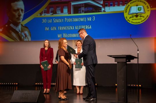 Jubileusz 30-lecia Szkoły Podstawowej nr 3 we Włodawie